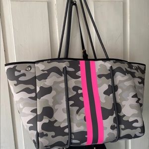 NEW Haute Shore Greyson tote bag with matching wristlet